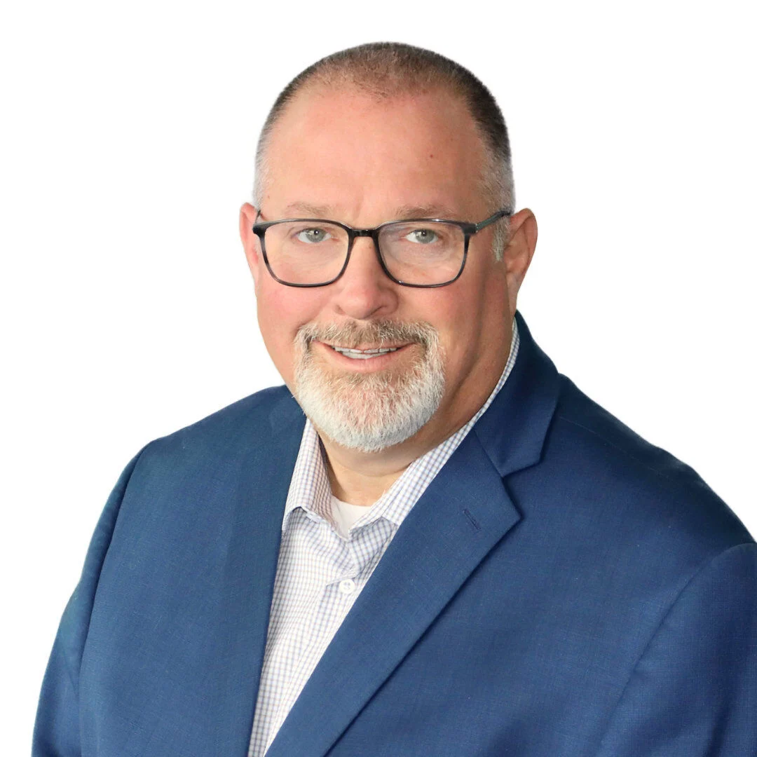 Fulton County Commissioner RJ Lumbrezer