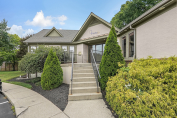 3250 Henderson Rd