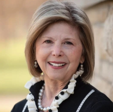 Diana Carlin contributes Jane Pierce 'In Pursuit' essay