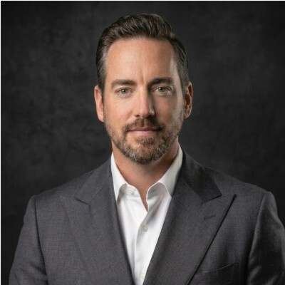 Robert Sofia Headshot.