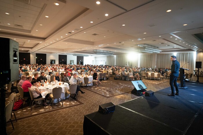 Nearly 900 Meet in Miami for the 38th Annual NAHAD Convention