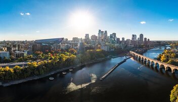 2025 Falldowntown Mississippiriver Credit Omarghrayeb Ogeevisuals Courtesyofmeetminneapolis Medium