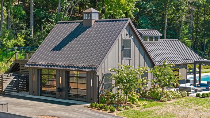 P5 Pool Party Barn P5 Pool Party Barn