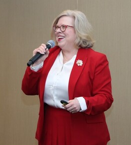 Derenda Schubert Keynote shares insights on creating connections across generations