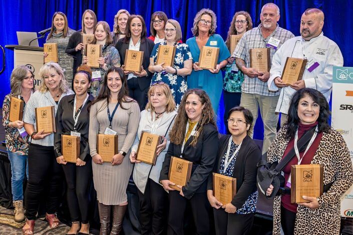 25 Honoring Exellence Winners 25 Honoring Exellence Winners