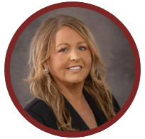 Amy Phillips Headshot Round