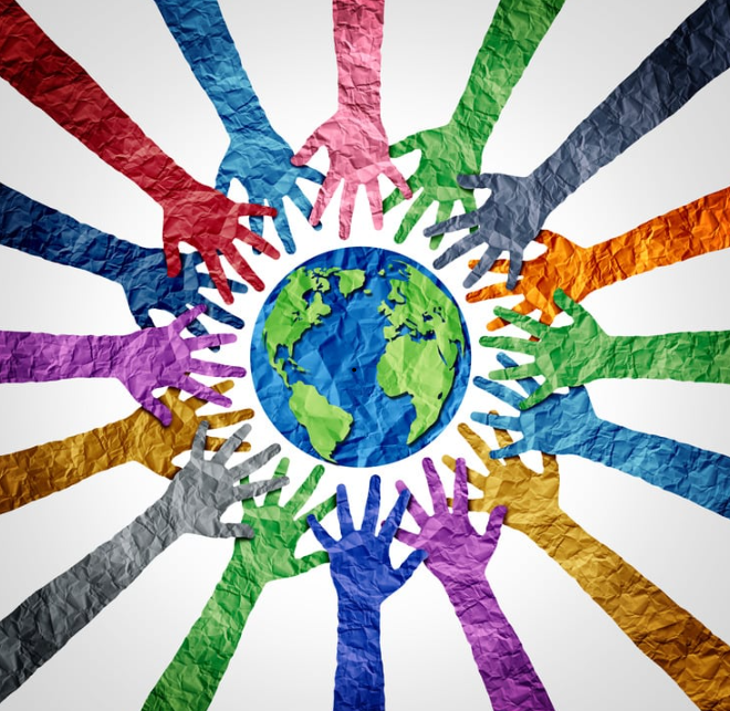 University of Toledo's Annabelle Yingling, PA-S, and Anna Zeitzheim, PA-S, earn a "Be The Change" Grant