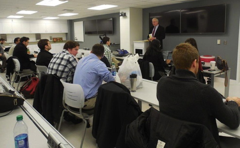 Dr.Hobbs leads a discussion about Medicare in Cleveland.