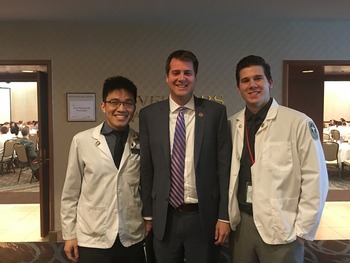Rep. Derek Merrin meets with attendees at 2017 OPA Pharmacy Student Legislative Day