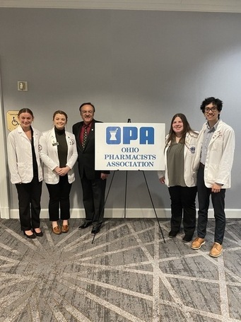 Ohio Rep Scott Lipps and student pharmacsts at the OPA 2023 Student Pharmacist Legislative Day