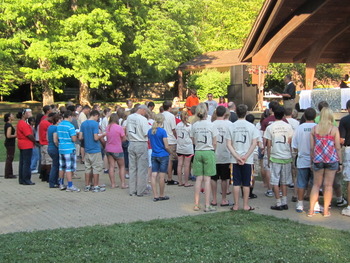 Synodwide Worship Bishop blessing Youth 3