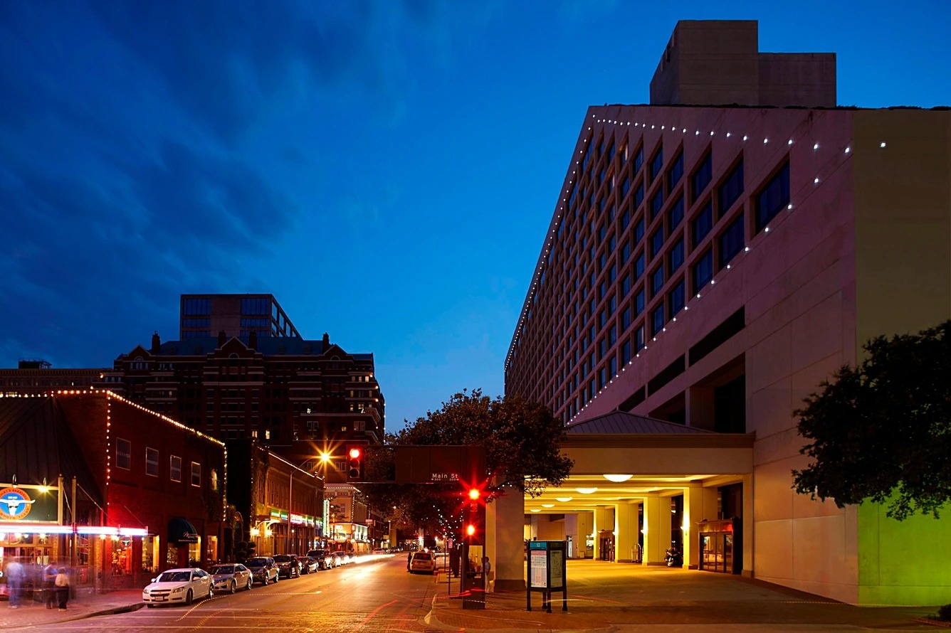 Dfwdt Cochere 0101 Hor Clsc Dfwdt Cochere 0101 Hor Clsc