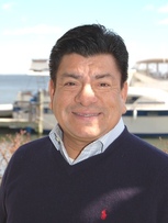 Lou Sandoval